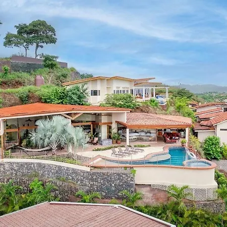 Oceanview Villa - Infinity Pool - Gated Community
